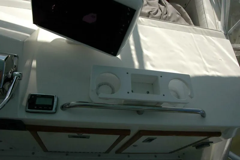 Slide: The Image of Bertram 33 Sport Fisherman 1987 - 39