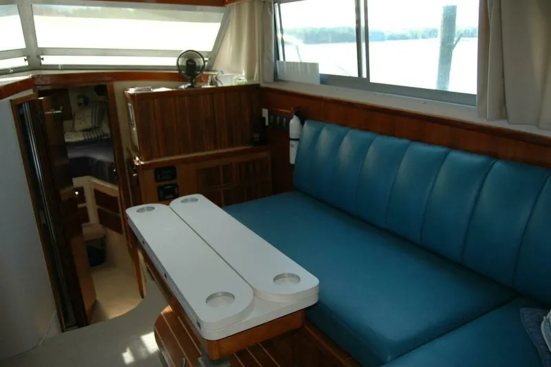 Slide: The Image of Bertram 33 Sport Fisherman 1987 - 63