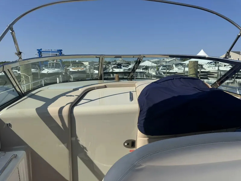 Slide: The Image of Sea Ray 360 Sundancer 2002 - 15