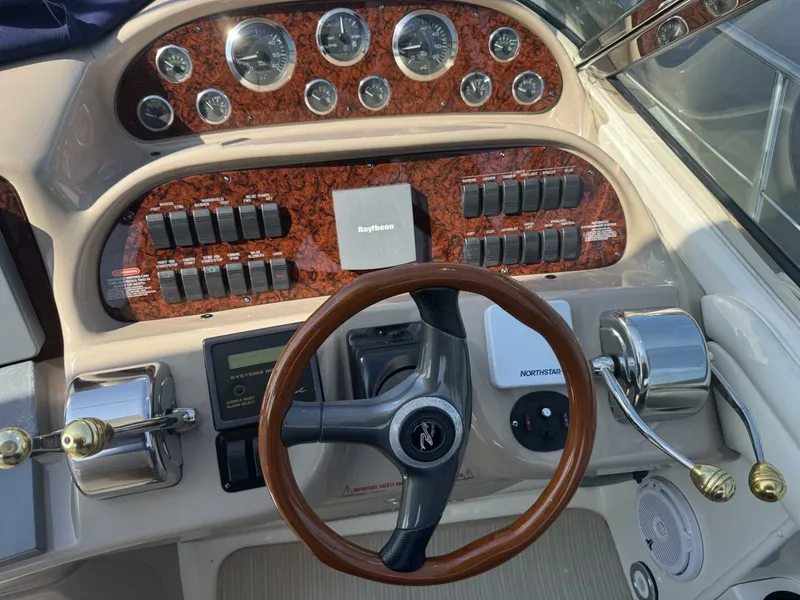 Slide: The Image of Sea Ray 360 Sundancer 2002 - 17