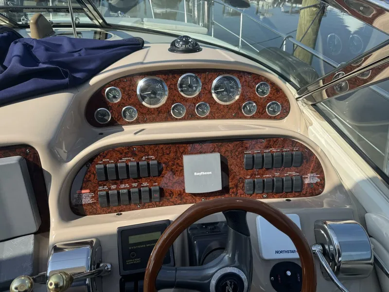 Slide: The Image of Sea Ray 360 Sundancer 2002 - 18