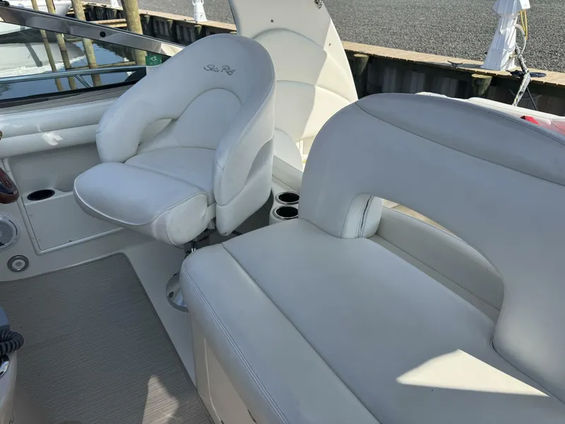 Slide: The Image of Sea Ray 360 Sundancer 2002 - 19