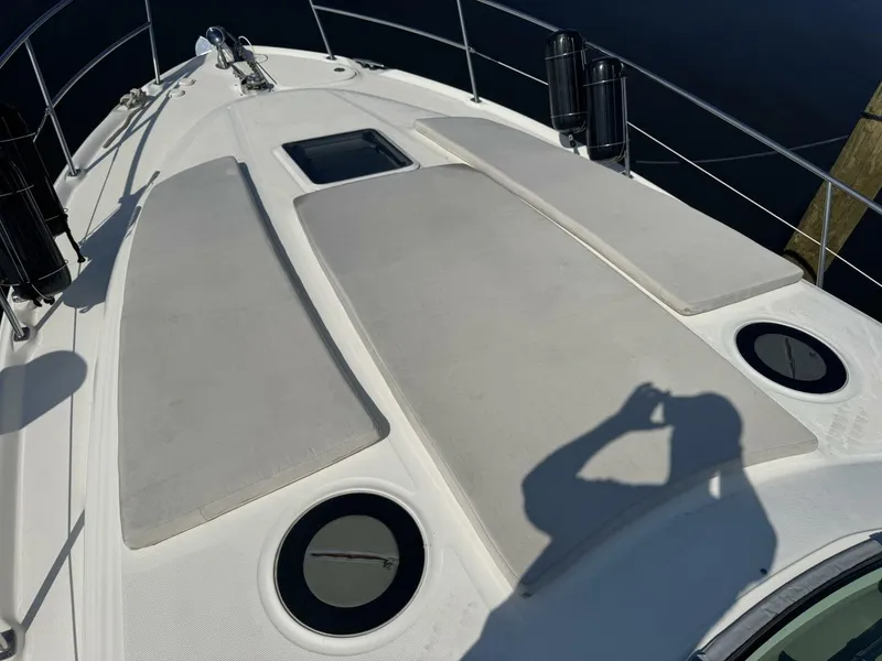 Slide: The Image of Sea Ray 360 Sundancer 2002 - 21