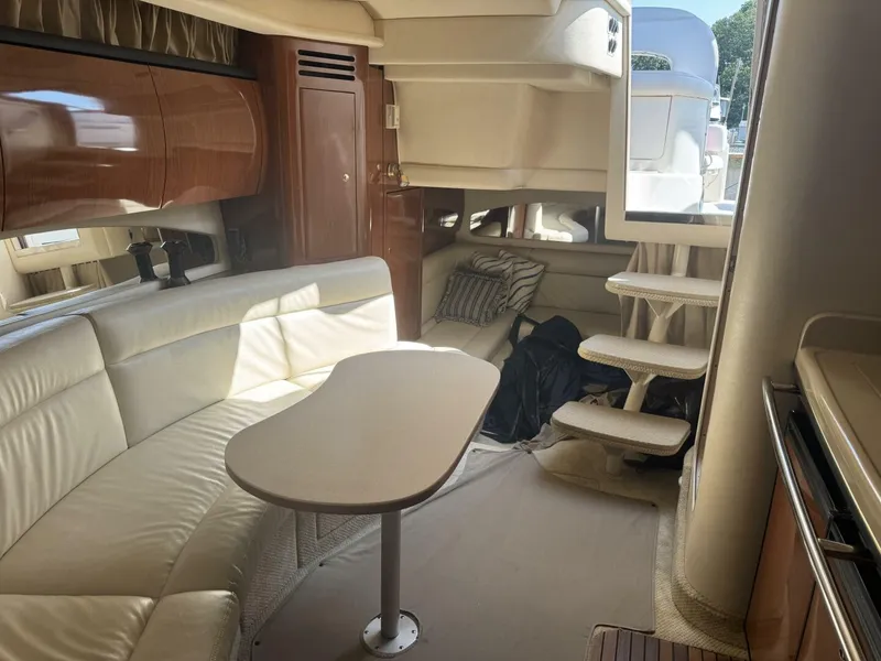 Slide: The Image of Sea Ray 360 Sundancer 2002 - 25