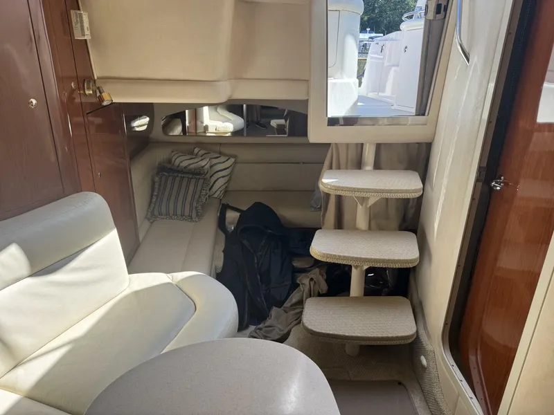 Slide: The Image of Sea Ray 360 Sundancer 2002 - 26