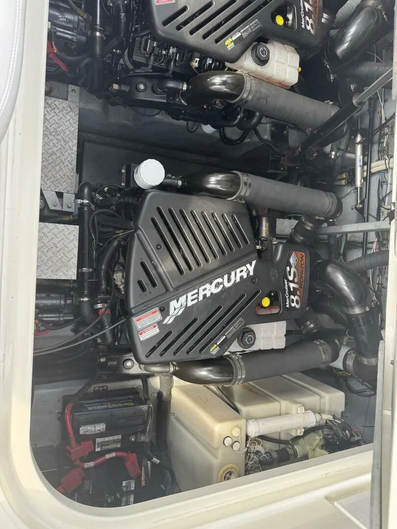 Slide: The Image of Sea Ray 360 Sundancer 2002 - 33