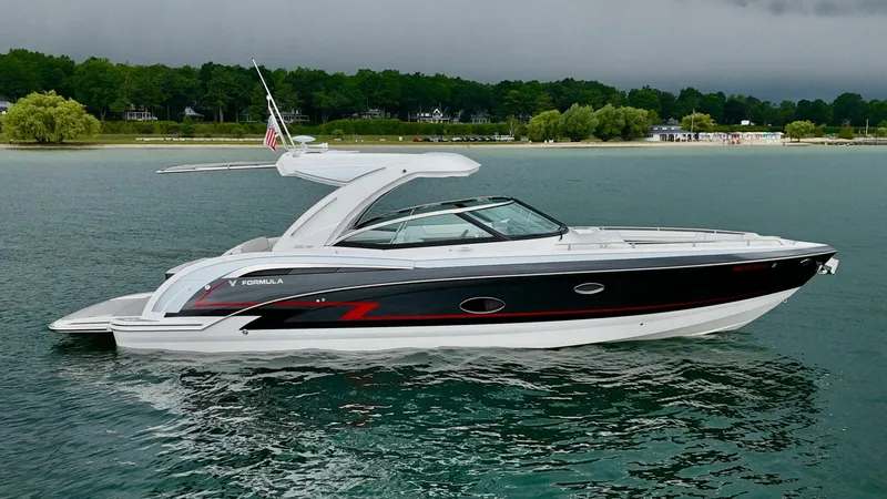 The Image of Formula 350 Crossover Bowrider 2024 - 0