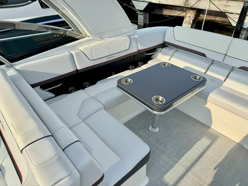 Slide: The Image of Formula 350 Crossover Bowrider 2024 - 21