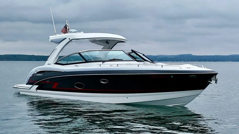 Slide: The Image of Formula 350 Crossover Bowrider 2024 - 7