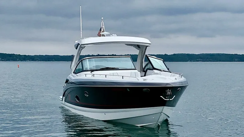 Slide: The Image of Formula 350 Crossover Bowrider 2024 - 8