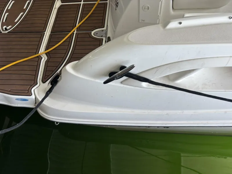 Slide: The Image of Sea Ray 290 Sundancer 2008 - 10