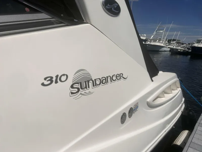 Slide: The Image of Sea Ray Sundancer 310 2008 - 12