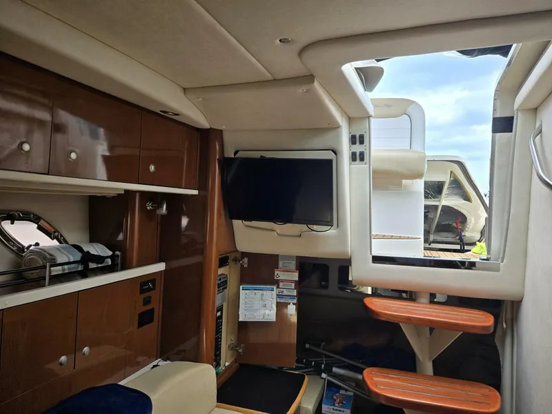 Slide: The Image of Sea Ray Sundancer 310 2008 - 17