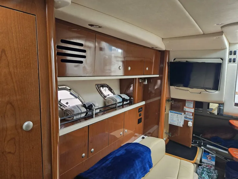 Slide: The Image of Sea Ray Sundancer 310 2008 - 18
