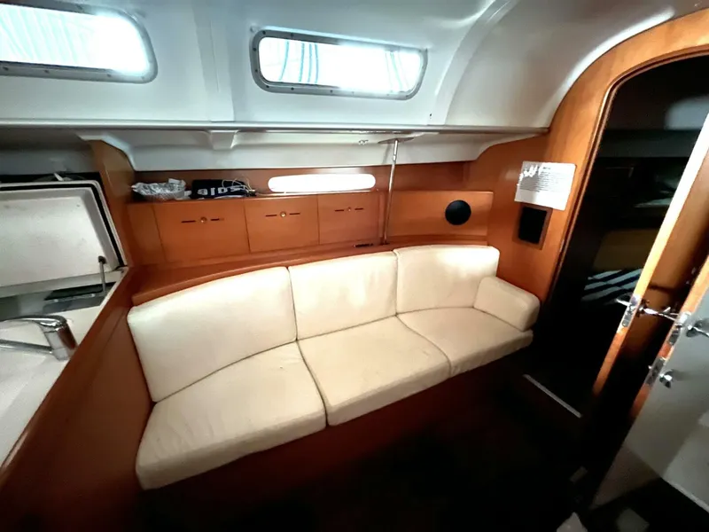 Slide: The Image of Beneteau First 40.7 2001 - 13