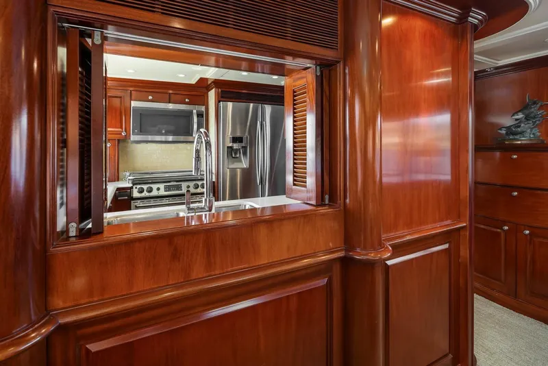 Slide: The Image of Rayburn Custom Yachts Flush Deck 2001 - 10
