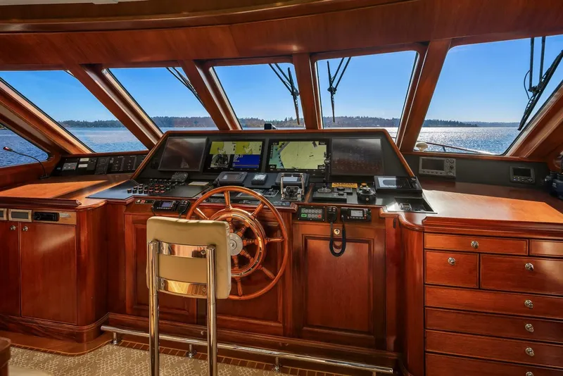Slide: The Image of Rayburn Custom Yachts Flush Deck 2001 - 16