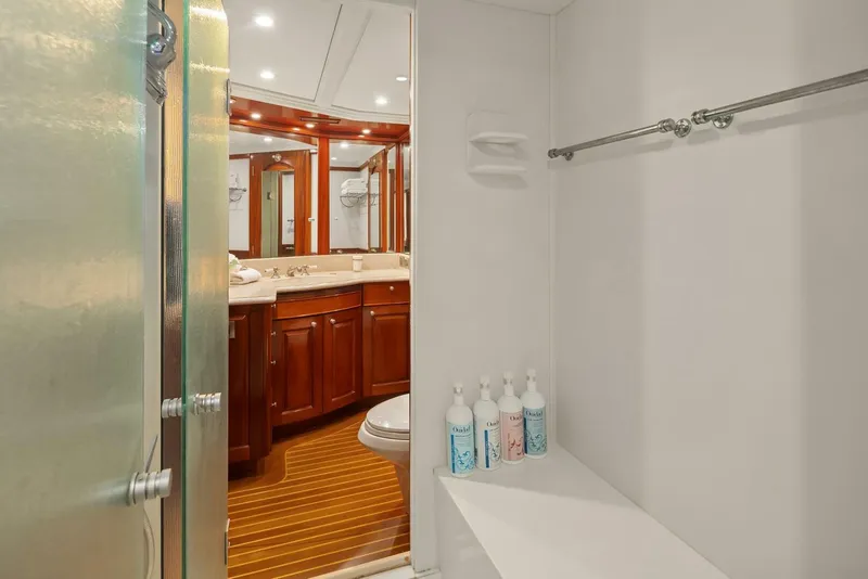 Slide: The Image of Rayburn Custom Yachts Flush Deck 2001 - 29