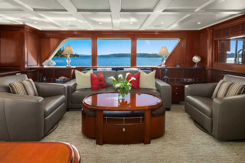 Slide: The Image of Rayburn Custom Yachts Flush Deck 2001 - 4