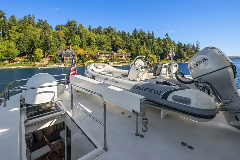 Slide: The Image of Rayburn Custom Yachts Flush Deck 2001 - 47