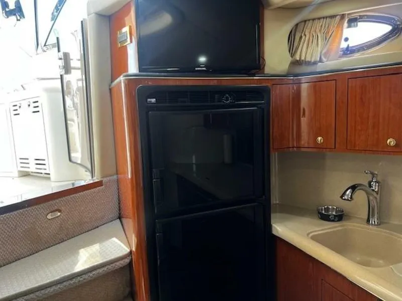 Slide: The Image of Sea Ray 410 Sundancer 2000 - 29