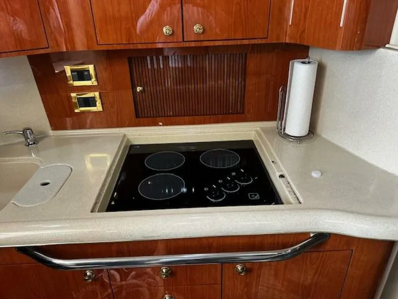 Slide: The Image of Sea Ray 410 Sundancer 2000 - 32