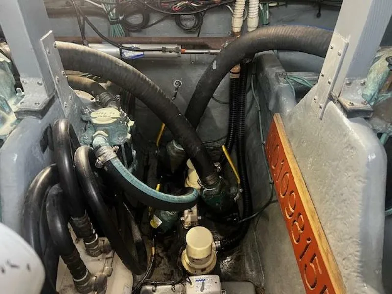Slide: The Image of Sea Ray 410 Sundancer 2000 - 6