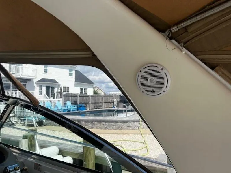 Slide: The Image of Sea Ray 410 Sundancer 2000 - 62
