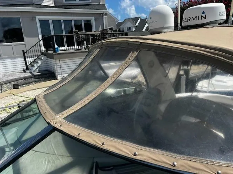 Slide: The Image of Sea Ray 410 Sundancer 2000 - 66