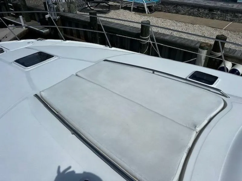 Slide: The Image of Sea Ray 410 Sundancer 2000 - 71