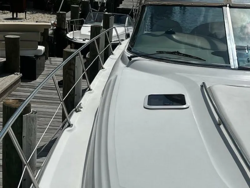 Slide: The Image of Sea Ray 410 Sundancer 2000 - 76