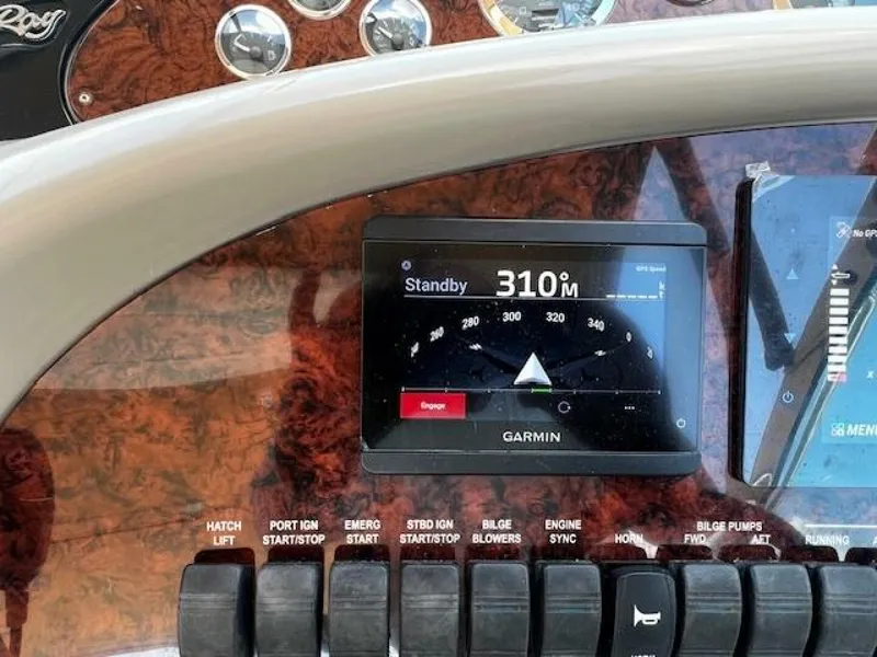 Slide: The Image of Sea Ray 410 Sundancer 2000 - 80