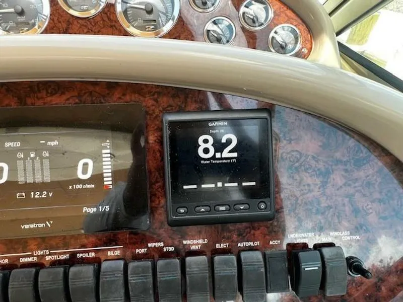 Slide: The Image of Sea Ray 410 Sundancer 2000 - 81
