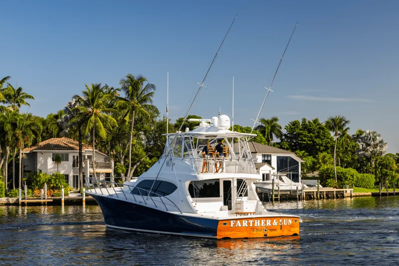 Slide: The Image of Hatteras GT63 2015 - 5