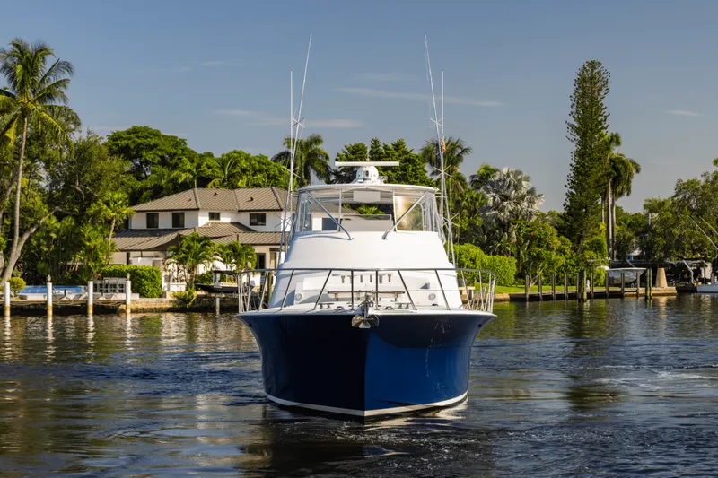 Slide: The Image of Hatteras GT63 2015 - 7