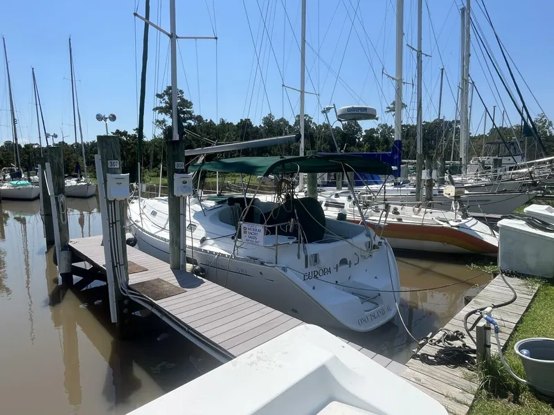 Slide: The Image of Beneteau Oceanis 381 2001 - 13