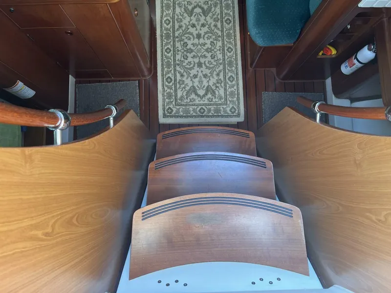 Slide: The Image of Beneteau Oceanis 381 2001 - 17
