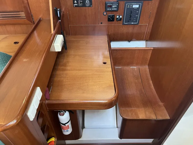 Slide: The Image of Beneteau Oceanis 381 2001 - 20