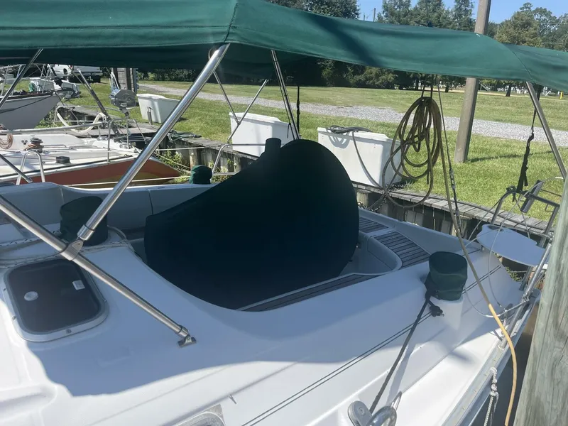 Slide: The Image of Beneteau Oceanis 381 2001 - 5