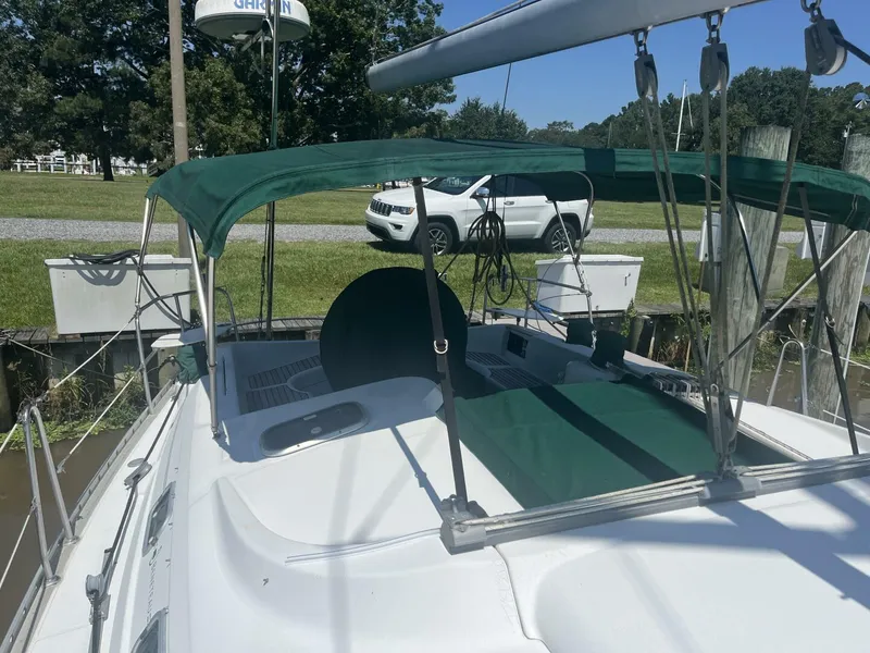 Slide: The Image of Beneteau Oceanis 381 2001 - 8