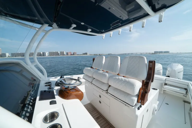 Slide: The Image of Valhalla Boatworks V-37 2022 - 3