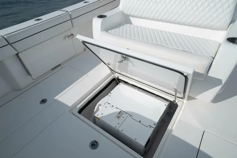 Slide: The Image of Valhalla Boatworks V-37 2022 - 5