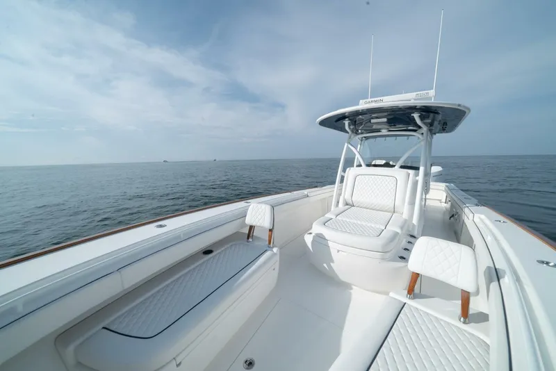 Slide: The Image of Valhalla Boatworks V-37 2022 - 9