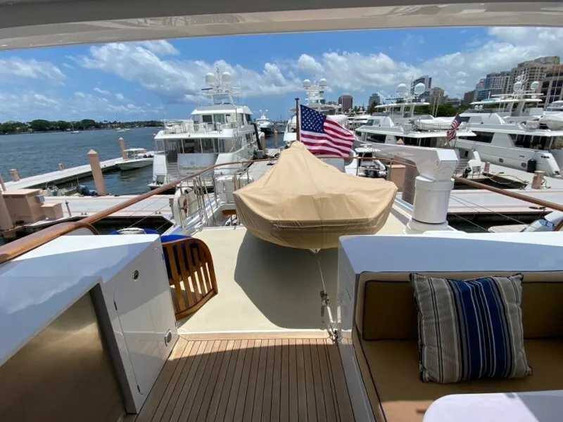 Slide: The Image of New England Boatworks 2003 - 40
