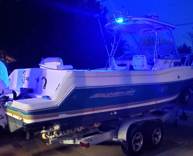 Slide: The Image of Aquasport 250 Explorer 2001 - 10