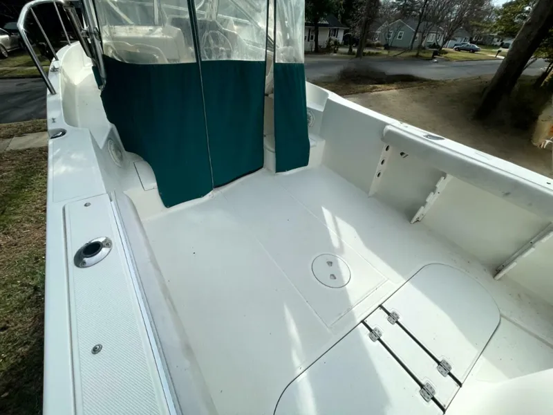Slide: The Image of Aquasport 250 Explorer 2001 - 33