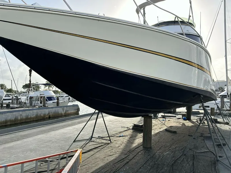 Slide: The Image of Custom 38 Custom 1984 - 24