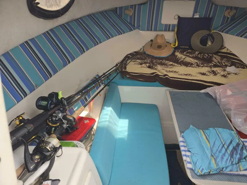 Slide: The Image of Wellcraft 230 Coastal 2000 - 14