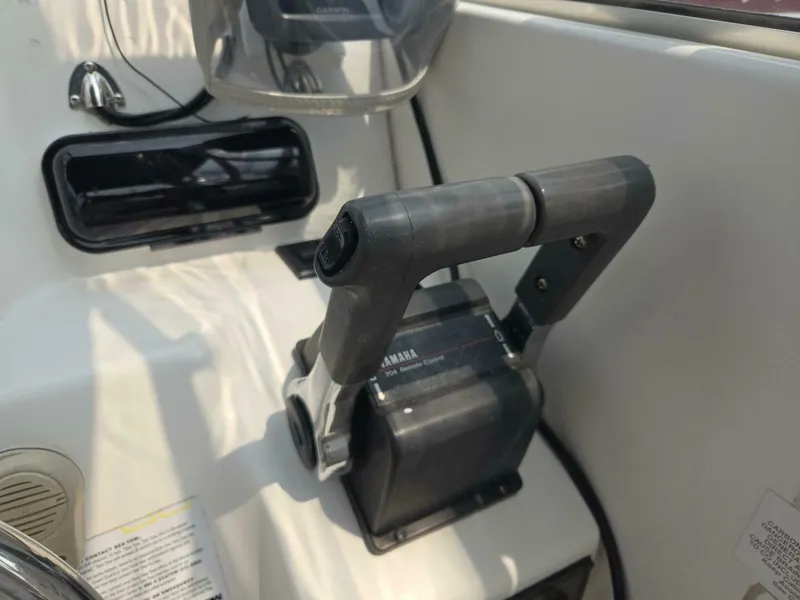 Slide: The Image of Wellcraft 230 Coastal 2000 - 2