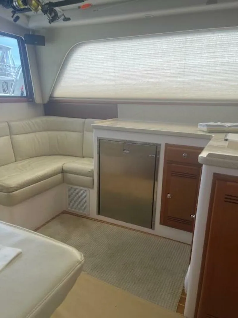 Slide: The Image of Cabo 35 Flybridge Sportfish 2006 - 16
